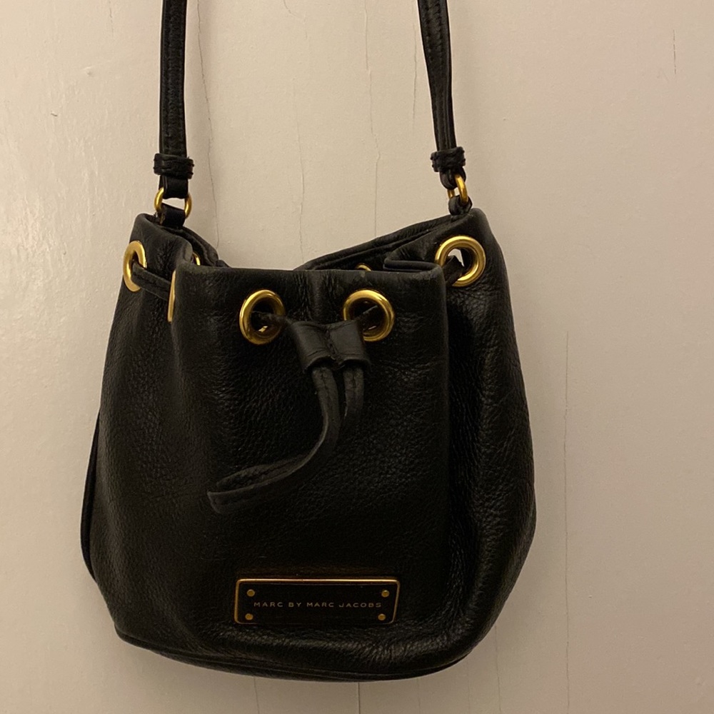 MARC JACOBS MINI BUCKET BAG